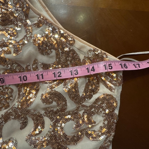 Hot Miami Styles Mini Gold Sequined Above Knee Bodycon Zipped up Halter Dress M - Picture 10 of 16